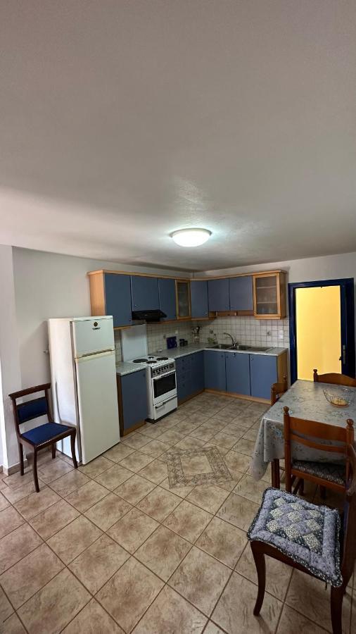 Apartmán Kali'S Casa Karavomylos Exteriér fotografie